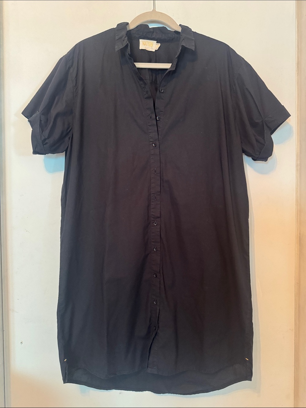 Nation Size M Classic Black Short-Sleeve Button-Down Shirt Dress
